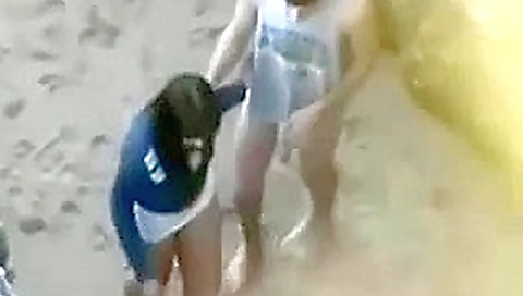 Quick and Hard fuck on the Beach